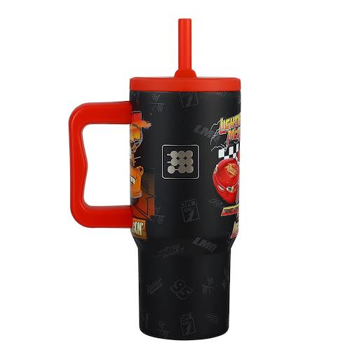 Termo Mini Tumbler x Disney Cubitt Bolsa x 1 Termo Cubitt Mini Tumbler x Disney: Tamaño compacto, rendimiento completo. 709 ml, conserva frío 24h. Tapa antiderrames con sorbete, acero inoxidable libre de BPA.