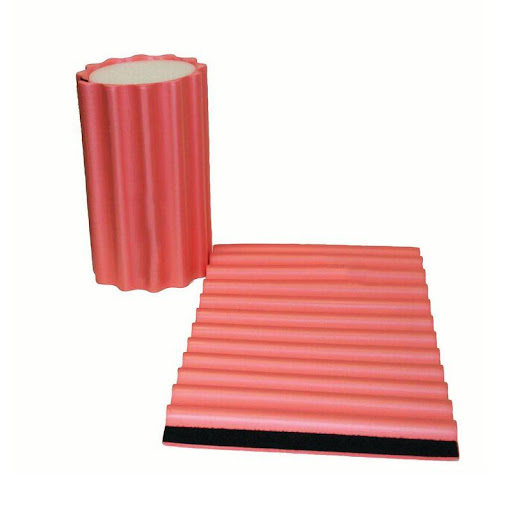 Envoltura Para Ejercicios Red 11748 Theraband UN x 1 Herramienta especializada con superficie de crestas texturizadas, ideal para la liberación miofascial, masaje de tejido profundo y ejercicios de estabilización. Su diseño permite un automasaje efectiv