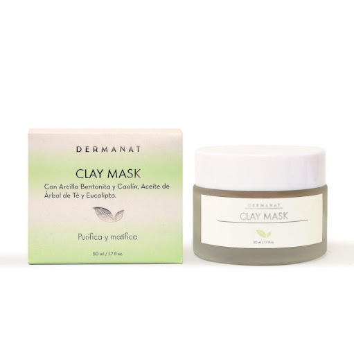 Clay Mask – Mascarilla De Arcilla Purificante Dermanat 50 ml x 1 Mascarilla Facial purificante y matificante con Arcilla Bentonita y Caolín, enriquecida con Aceite de Árbol de Té y Eucalipto.

Su acción exfoliante remueve impurezas y células muertas.
Absorbe y cont