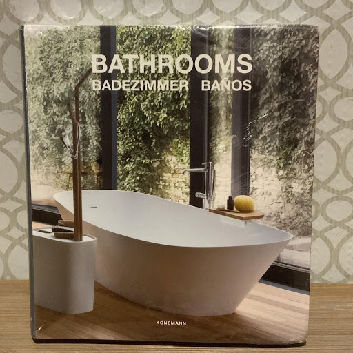 Bathrooms. Baños Konemann Libro x 1.0 BATHROOMS. BAÑOS   Modern bathrooms are the places where we perform our daily rituals and where we often indulge ourselves in a world of sensual bliss. Some are compact, some are stunningly efficient,