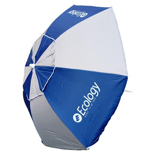 Sombrilla Ecology Uv Fibra Max (Azul Marino/Gris Claro) Ecology Bolsa x 1 Con esta sombrilla de Ecology tendrás una excelente protección contra el sol y los rayos UV, por lo que es ideal para ir a la playa. Con sus 1.9 m te da la altura suficiente para que puedas fijarla bi