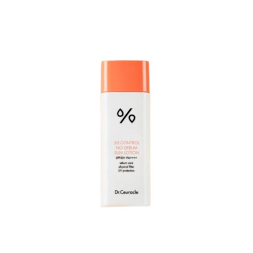 Dr. Ceuracle Protector Solar Control Sebo DR. CEURACLE CAJA x 1 Protector solar mineral con control de sebo y acabado mateProtege suave y eficazmente frente a rayos UVA y UVBControla el brillo y el exceso de grasa Textura fluida e hidratante 1). FILTROS MINERALES: