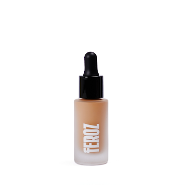 Base de Maquillaje Feroz Poderosa Medio Gotero x 15 ml  