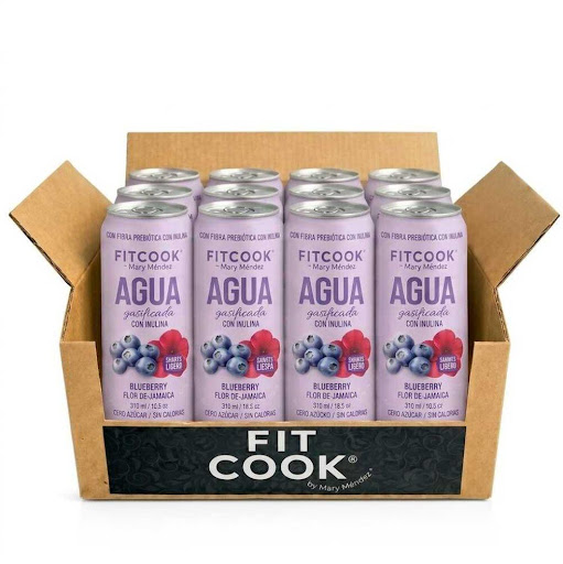 Pack Agua gasificada con inulina Blueberry y flor de Jamaica Fitcook By Mary Mendez 310 ml x 12 und es un agua carbonatada ligera que combina inulina como fuente de fibra prebiótica con extracto y sabores naturales de Blueberry y flor de Jamaica. Su formulación sin azúcar ofrece un perfil suave, ref