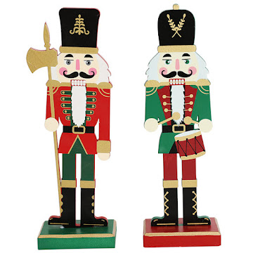 Adorno Navideño Mays Cascanueces Rojo Verde Surtido x 1 und  