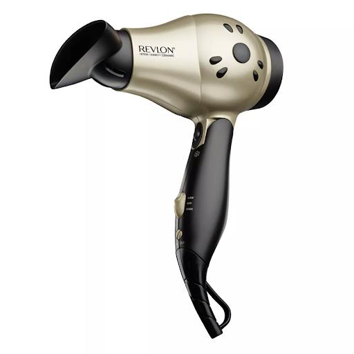 Secador de Pelo Revlon de Secado Rápido para Viaje REVLON Caja x 1 Compacto, potente y plegable. Perfecto para llevar en la maleta. Proporciona un secado rápido y suave, con control de temperatura y diseño ligero para usar en cualquier lugar.