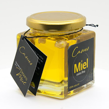 Miel De Abeja Orgánica Extra Fina Caeus Con Panal x 240 gr  