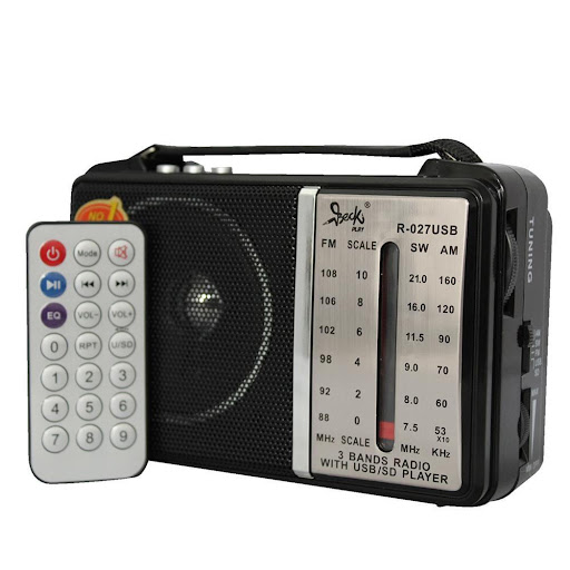 Radio Parlante Portatil Portable Recargable FM/AM Con Control GENERICO Unidad x 1 Disfruta de tu música favorita en cualquier lugar con el Radio Parlante Portátil GENERICO. Este versátil dispositivo 2BANDAS (FM-AM) te ofrece un sonido potente de 5 Watt y alta sensibilidad para una 