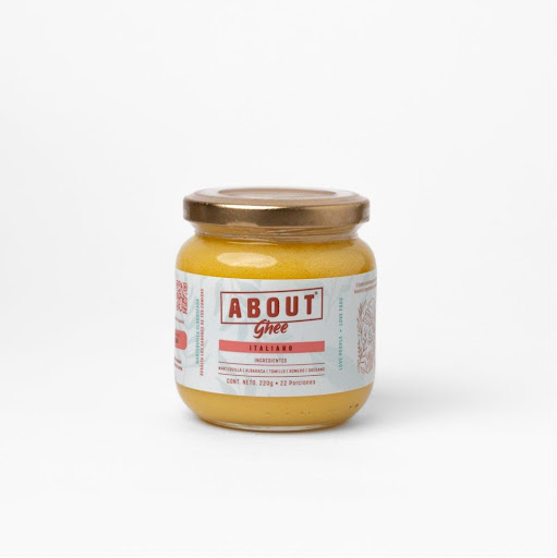 Ghee Italiano 220g ABOUT Envase de vidrio x 1 und Ghee italiano: mantequilla clarificada infusionada con albahaca, tomillo, romero y orégano. Libre de lactosa, caseína y agua. De sabor aromático y herbáceo, con un perfil mediterráneo que eleva cualqu