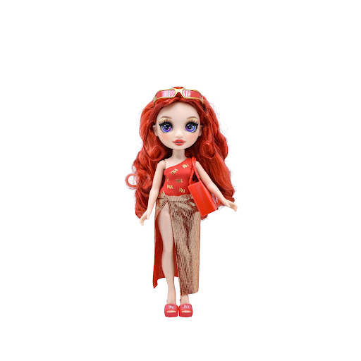 Muñeca Rainbow High Edición Dia de playa Rainbow High Caja x 1 La Muñeca Rainbow High Swim  Ruby es perfecta para los días de playa y diversión. Con su cabello de fibras fáciles de peinar que mantiene su forma, Ruby siempre luce impecable. Forma parte de una cole