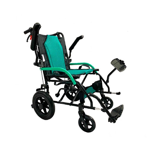 SILLA DE RUEDAS DE TRANSPORTE REPOSA BRAZOS Y PIES ABATIBLES NATURALE Unidad x 1 Estructura de menor peso, facilidad de transportar y guardar en espacios reducidos.