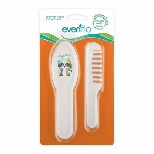 Set de Peine y Cepillo para Bebe Diseños: Zorro - Evenflo Evenflo Blister x 2 Und El Set de Peine y Cepillo Evenflo, incluye dos (2) piezas 

-Diseñados especialmente para el cuidado del cuero cabelludo delicado de  tu bebé.

-Especial para desenredar el cabello suavemente sin jalo