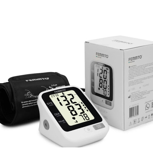 Tensiómetro digital Femmto con Bateria recargable Ref. KF-65EPLUS Femmto Caja Por unidad x 1 Monitorea tu presión arterial con precisión y comodidad gracias al KF-65EPLUS. Cuenta con batería recargable por USB, brazalete universal, medición automática de presión y frecuencia cardíaca, memoria