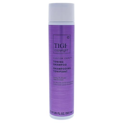 Shampoo Matizante TIGI Copyright Toning Shampoo 300 ml TIGI Caja x 1 Tono violeta profesional que elimina los reflejos amarillos indeseados. Aporta suavidad y brillo, manteniendo el color perfecto entre sesiones de salón. Ideal para rubios fríos o platinados.