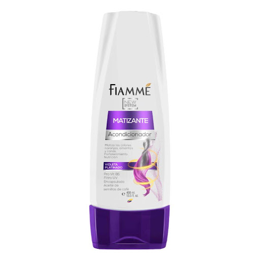 Acondicionador matizante x400ml Fiamme Botella x 1 Reúne ingredientes inteligentes que actúan sobre la fibra capilar para protegerla de la fotodegradación del color, aportando brillo, nutrición y fortalecimiento