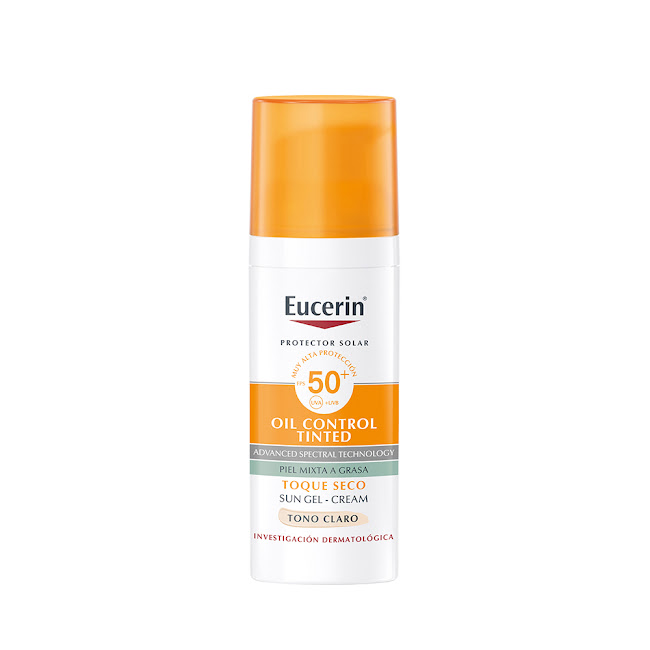 Protector Solar Eucerin FPS+50 Oil Control Tinted Toque Seco Tono Claro x 50 ml  