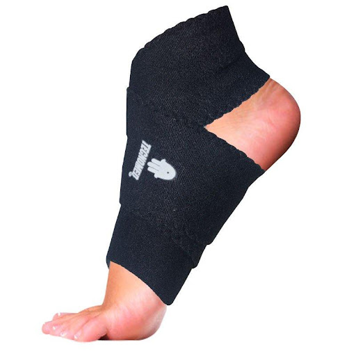 TOBILLERA UNIVERSAL TALLA UNICA KR KROMIA  x 1 Tobillera ortopédica diseñada para proporcionar soporte y estabilidad en la articulación del tobillo. Fabricada en neopreno, ofrece compresión graduada y calor terapéutico, ayudando en la recuperación