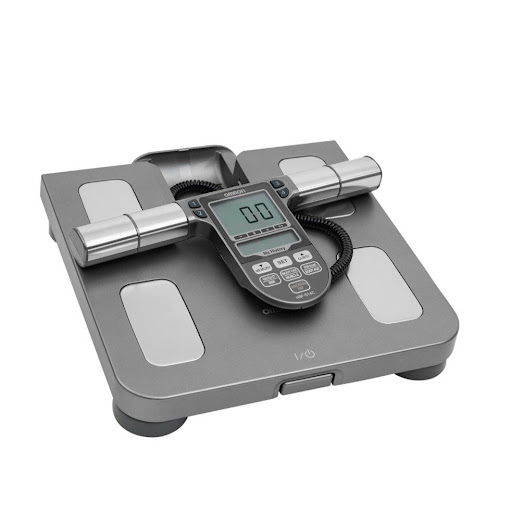 Balanza Digital Omron Hbf-514C 150 Kg Omron Caja x 1 Balanza digital de control corporal te brinda la oportunidad de conocer 7 indicadores como peso, porcentaje de grasa corporal, grasa visceral, etc.