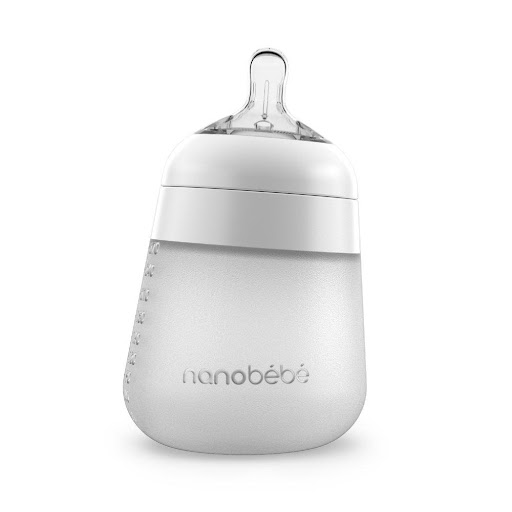 Biberón de silicona flexy 9 oz | Blanco X1 Nanobébé Caja x 1 El biberón Flexy es anticólico gracias a su avanzada tetina de silicona con triple ventilación.La silicona ultrasuave, similar a la del pecho, facilita más que nunca la transición del bebé entre el pe