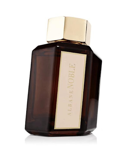 Perfume Albane Noble Grand Palais 100ml edp Unisex Albane Noble EDP x 1 Disfruta de la fragancia masculina Reyane Tradition Albane Grand Palais, una mezcla robusta, hueca y llena de carácter. Esta edición lujosa de larga duración se abre con notas madersosas y se completa