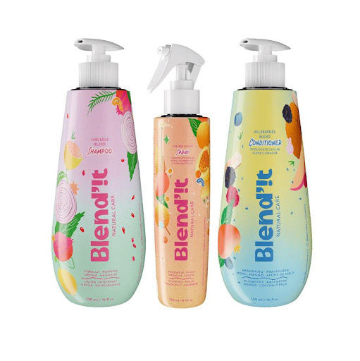 Trío Oscuro y Liso Niños Blend´it - Shampoo Romero x500ml, Acondicionador x500ml y Spray Desenredante x250ml Blend´it Natural Care 2x500ml, 1x250ml x 3 Shampoo, acondicionador y spray con extractos de cebolla, romero y guayabo. Fortalece, estimula el crecimiento y deja el cabello brillante y suave.

Fortalece tu cabello oscuro desde la raíz y potenci