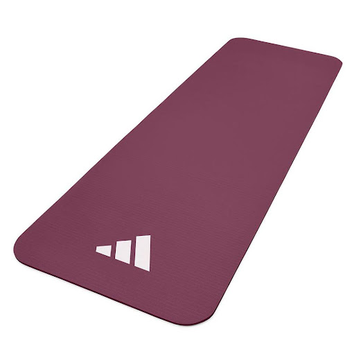 Colchoneta Deportiva ADIDAS Purpura 7 mm ADIDAS Individual x 1 Transforma tu entrenamiento con la colchoneta Fitness Mat Púrpura 7 mm, su grosor ideal ofrece el soporte y la comodidad que necesitas, brindándote estabilidad en cada movimiento, perfecta para yoga, 