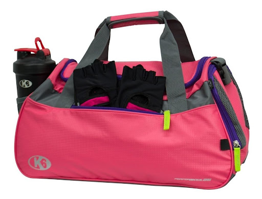 Bolso de Ejercicio K6 Performance 50 L (Rosado) K6 Papeleta x 1 DESCRIPCIÓN DEL PRODUCTOPosee un amplio espacio con múltiples compartimentos/bolsillos para guardar calzado, ropa de gimnasio (separando la húmeda de la seca), shaker de proteína o vaso térmico, entre
