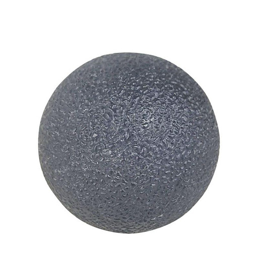 Bola Terapia Recovery Black 35O Recovery  x 1 Está diseñada para fortalecer y mejorar la flexibilidad muscular, siendo ideal para ejercicios de rehabilitación física. Fabricada en silicona, ofrece distintas resistencias según el color, permitiend