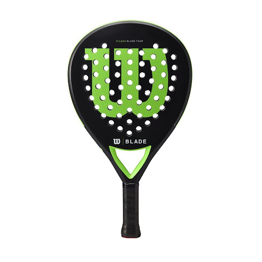Pala De Padel Wilson Blade Team V2 WILSON Papeleta x 1 Pala de Padel Wilson Blade Team V2
La Pala de Padel Blade Team V2 se distingue por su construcción robusta en fibra de vidrio. Este material proporciona una excelente estabilidad y resistencia a los i
