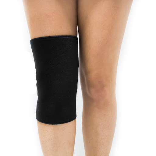 Rodillera Neoprene Recovery Blue Medium Recovery Individual x 1 Rodillera en neopreno que retiene el calor corporal, brindando compresión para mantener caliente la rodilla durante los periodos de actividad, diseño especial que proporciona soporte cómodo y controla