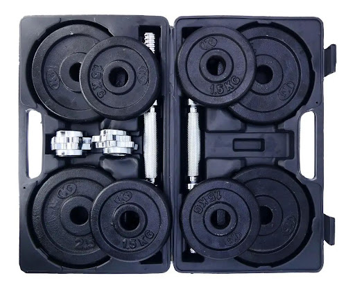 Set De Mancuernas De Hierro De 20Kg. K6 En Maleta Plástica K6 Papeleta x 2 DESCRIPCIÓN DEL PRODUCTOModelo: Kit de Mancuerna de Hierro de 20 Kg.- Con el Set de Mancuernas K6 podrás entrenar en casa como todo un profesional, para llegar al nuevo nivel de rendimiento que deseas