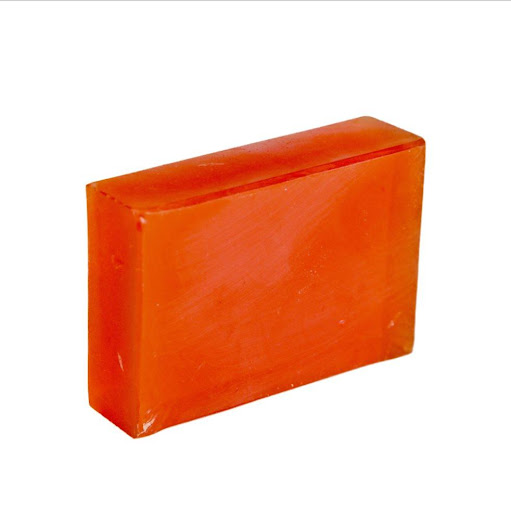Jabón Corporal Canela, Cacay X 100g CaryO Barra x G Jabón corporal formulado con aceite de Cacay, aceite de oliva y avena, que limpia la piel de forma suave sin resecarla. Ayuda a hidratar y nutrir mientras proporciona una exfoliación ligera que elimin