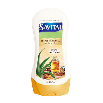 Acondicionador Savital Nutricion Y Brillo Con Aceite de Jojoba Botella x 490 ml  