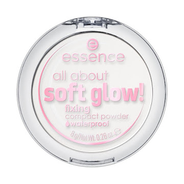 Polvo Compacto Essence Soft Glow A Prueba De Agua x 8 gr  