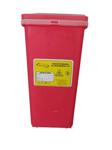 RECOLECTOR CORTOPUNZANTE 5 LT LARGO CUADRADO GUARDIAN Genérico  x 1 Contenedor diseñado para la recolección segura de elementos cortopunzantes, como agujas, bisturís y lancetas. Fabricado en polipropileno de alta densidad, su estructura rígida y resistente evita perfo