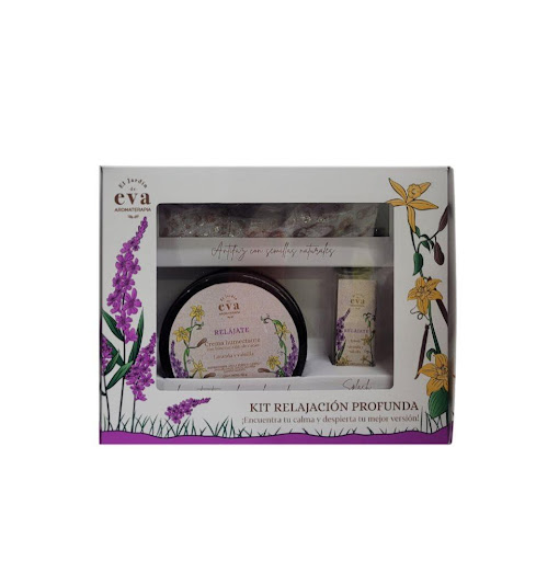 Kit Relajación Profunda con aceites esenciales lavanda y vainilla x 3 und (splash, antifaz y crema)) El Jardín de Eva Caja x 1 El Kit Relajación Profunda te acompaña cuando necesitas bajar la marcha, soltar tensiones y reconectar contigo. Con lavanda y manzanilla, combina aromaterapia y cuidado corporal para crear un ritual c