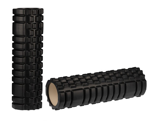 071555 RODILLO DE ESPUMA GRABADO LARGO FL 17-099 Sport Fitness Individual x 1 Rodillo diseñado para automasajes, liberación miofascial y recuperación muscular. Ideal para aliviar tensiones, mejorar la circulación y aumentar la flexibilidad.Características:Composición: Espuma EV