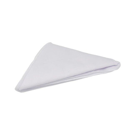 VENDA TRIANGULAR BLANCA BODYHELP LH 1 x 1 Venda triangular fabricada en tela dacrón blanco de algodón-poliéster, diseñada para primeros auxilios. Se usa como cabestrillo de emergencia, método de compresión o para detener el sangrado