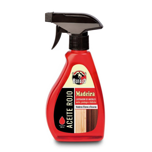 Aceite rojo Búfalo X 360 cm³ BÚFALO Frasco con Pistola spray x 1 Und Aceite Rojo Madeira es una composición de aceite mineral, solventes alifáticos y aroma que confiere brillo inmediato y brinda protección contra la humedad, a muebles de madera de color claro u oscuro.