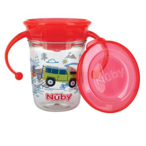 Taza Wonder Con 2 Asas Con Impresas En 360 Grados Rojo Nuby Blister x 1 La taza Nuby Wonder 360° en color rojo con impresiones envolventes es ideal para que tu bebé aprenda a beber de forma independiente. Su borde sin válvula permite tomar líquidos desde cualquier ángulo 