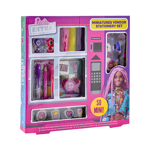 Mini Set de Accesorios Lovely Notes Barbie Creatividad y Diversión Barbie Caja x 1 Inspira la creatividad con el Mini Set de Accesorios Lovely Notes Barbie. Este adorable set está diseñado para que las niñas y niños puedan personalizar sus notas y diarios con estilo. Con una varieda