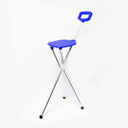 Bastón Plegable Asiento Silver 10134C YUWELL Individual x 1 Bastón con silla asiento plegable color silver. Proporciona un asiento cómodo para descansar al abrirlo y un bastón resistente al cerrarlo.