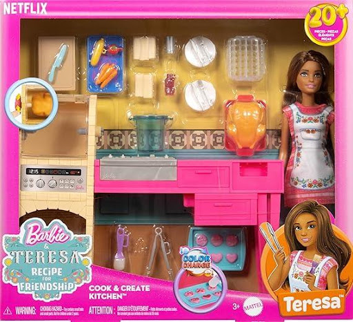 Barbie Teresa Set Crea Y Cocina Barbie  x 1 El Barbie Teresa Set Crea y Cocina es perfecto para los niños que aman la cocina y sueñan con preparar recetas deliciosas. Inspirado en la película Barbie y Teresa: La Receta para la Amistad, este set