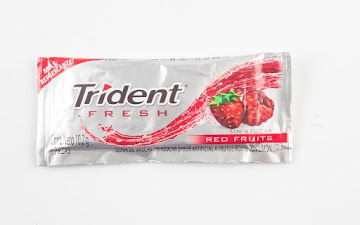 GOMA DE MASCAR TRIDENT   FRESH RED FRUITS SIN AZÚCAR X6UND 