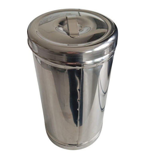 ALGODONERA DE 10X16 CAP. 1 LITRO Corazón Médico  x 1 Recipiente de acero inoxidable diseñado para almacenar algodón en entornos médicos y hospitalarios. Su material resistente garantiza durabilidad y fácil limpieza.