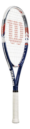 Raqueta De Tenis Wilson Us Open Adult C/ Cover (Grip 2) (T3256-2) Wilson Papeleta x 1 MODELO: US OPENLa US Open de Wilson es perfecta si est&aacute;s buscando una raqueta de calidad a buen precio que posea elementos de potencia y control La US Open incluye tecnolog&iacute;a de ojal Dou