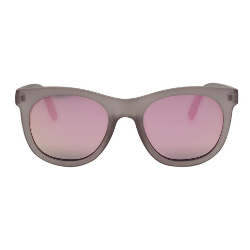 Gafas De Sol 25925RNJ020 Para Mujer NINE WEST Caja x 1 Nine West, marca internacional nacida en EE. UU. En 1977, está presente en más de 68 países y ciudades ícono de la moda como Londres, Milán, París y Nueva York. Representa un estilo femenino y atempor