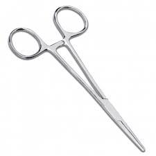 PINZA KELLY RECTA 14 CM AMALGADENT  x 1 Pinza Kelly recta de 14?cm, instrumento hemostático utilizado para sujetar vasos sanguíneos o tejidos durante procedimientos quirúrgicos. Su forma recta permite una manipulación precisa en zonas de fá