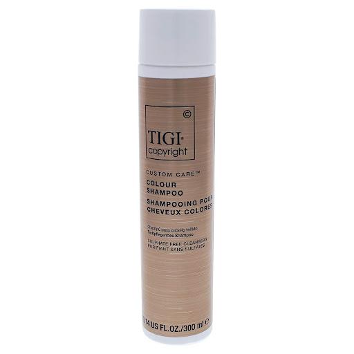 Shampoo para Cabello Teñido Catwalk de TIGI TIGI Caja x 1 Diseñado para proteger y prolongar la intensidad del color. Su fórmula suave hidrata y sella la cutícula, evitando la pérdida de brillo y el desgaste del tono. Deja el cabello luminoso, manejable y co