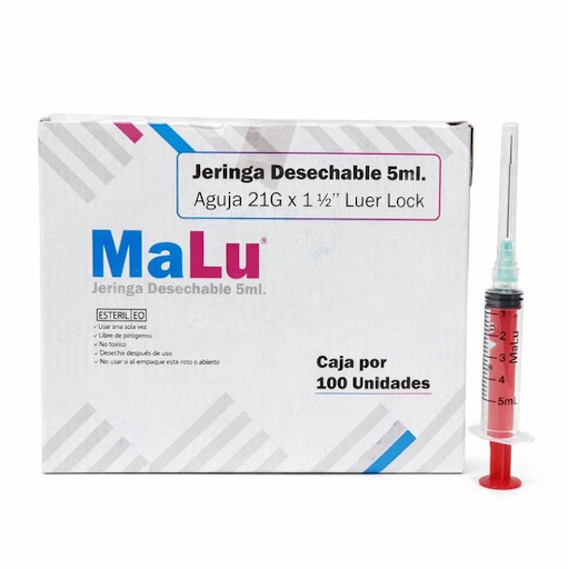 Jeringa desechable 5 ml émbolo rojo MaLu Caja x 100 und  x 100 und Jeringas estériles  en polipropileno de un solo uso para administración de medicamentos. Cuenta con émbolo de color que facilita la identificación visual rápida.